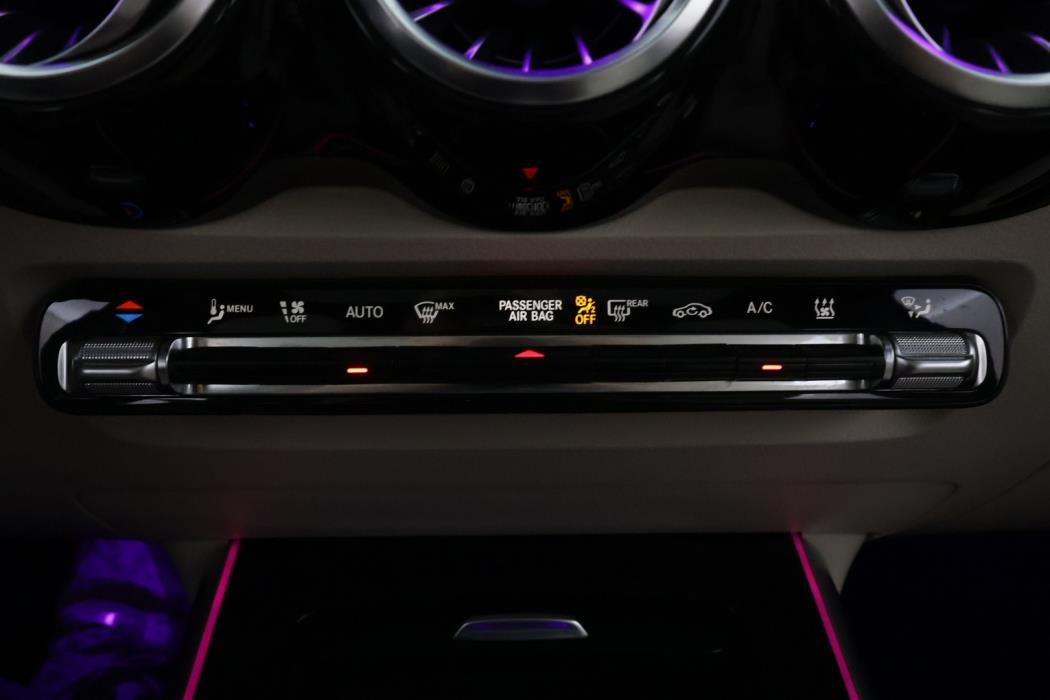 MERCEDES-BENZ EQB 2023
