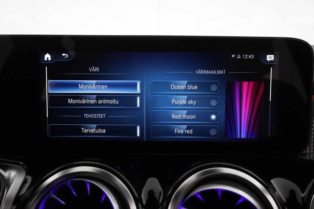 MERCEDES-BENZ EQB 2023