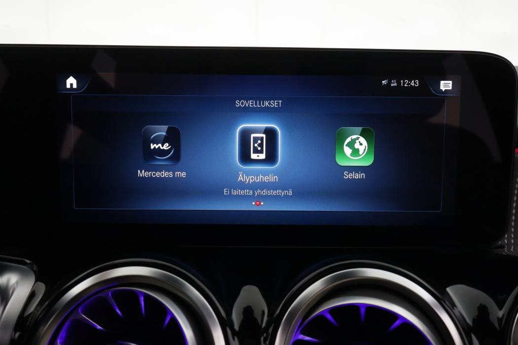 MERCEDES-BENZ EQB 2023