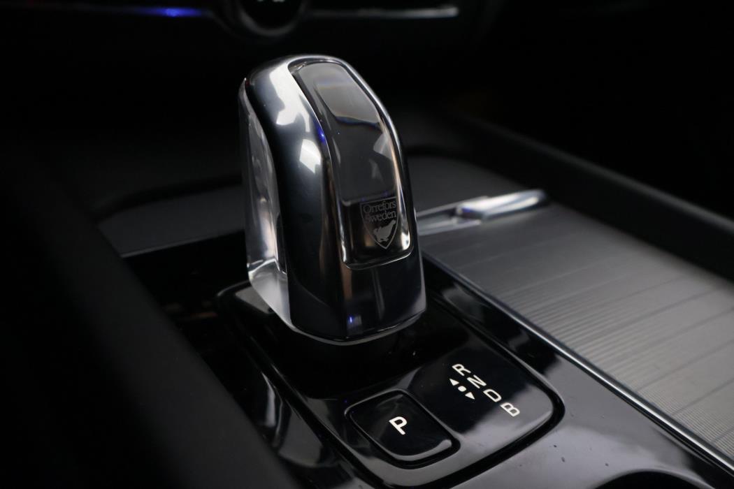 VOLVO XC60 2018