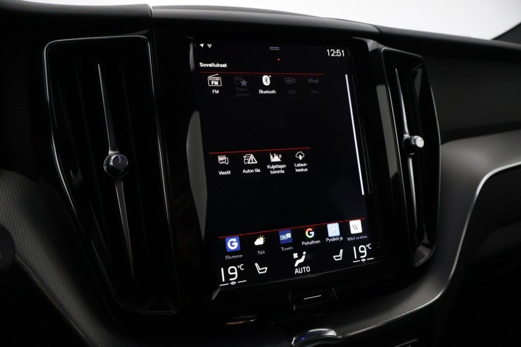 VOLVO XC60 2018