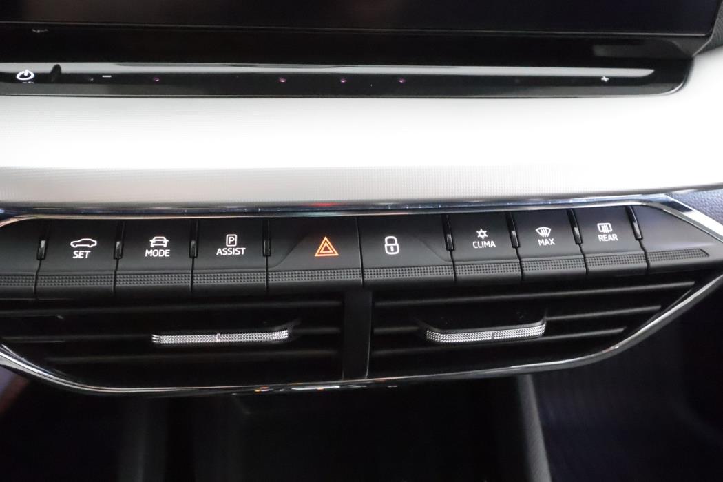 SKODA Octavia 2023