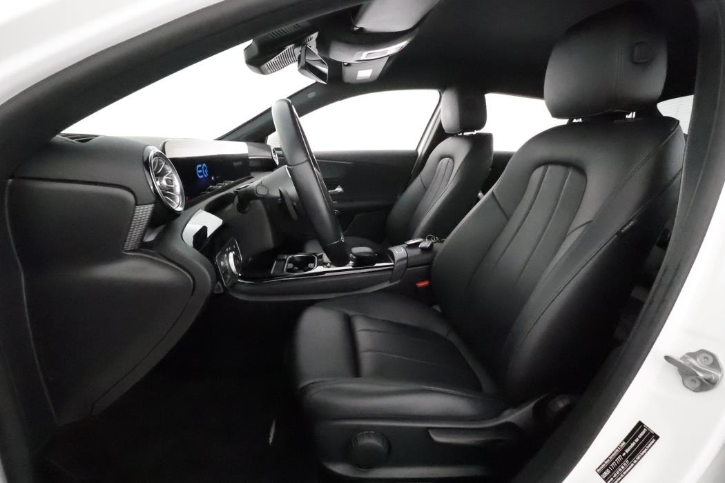 MERCEDES-BENZ A 2021
