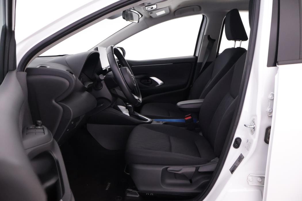 MAZDA 2 2024