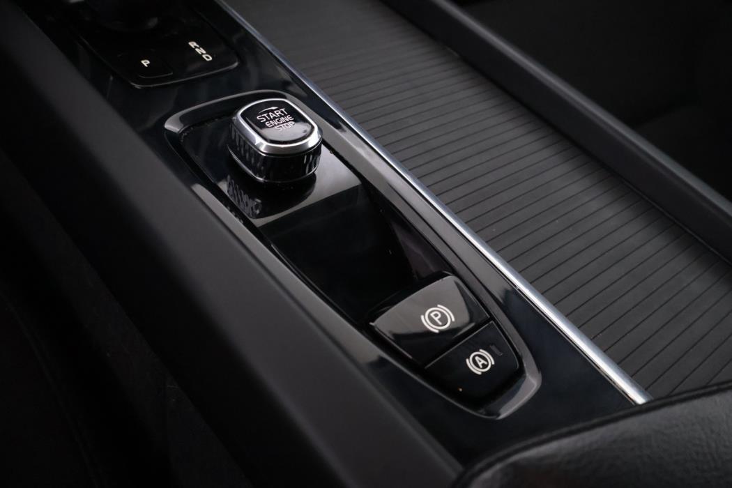 VOLVO V60 Cross Country 2022