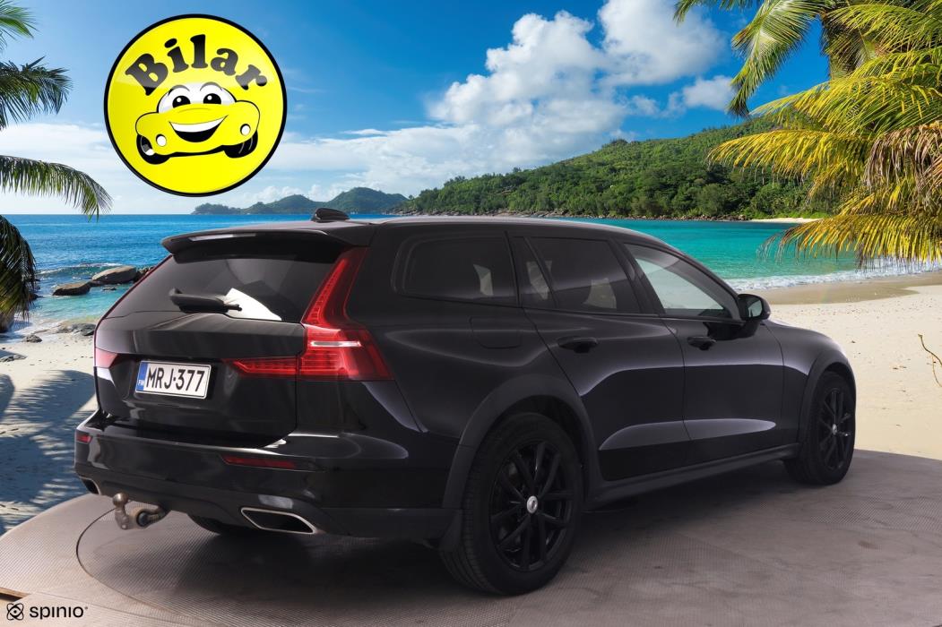 VOLVO V60 Cross Country 2022
