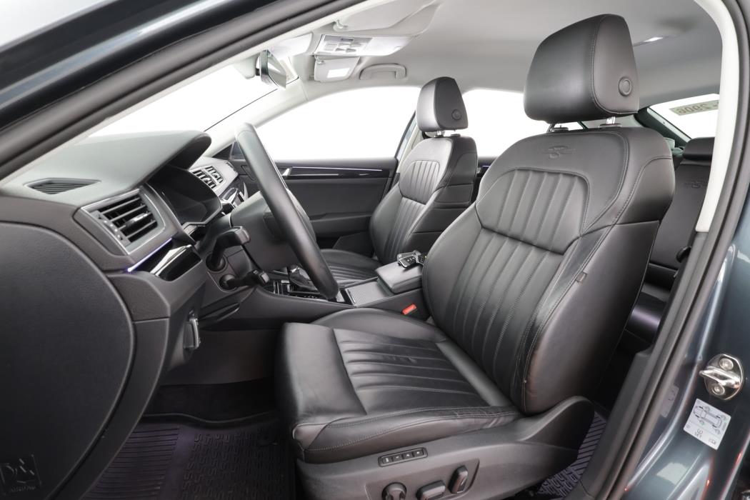 SKODA SUPERB 2017