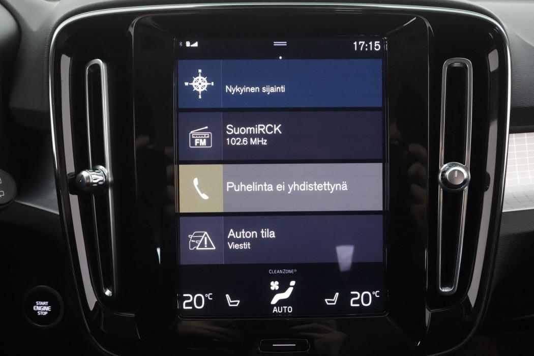 VOLVO XC40 2021