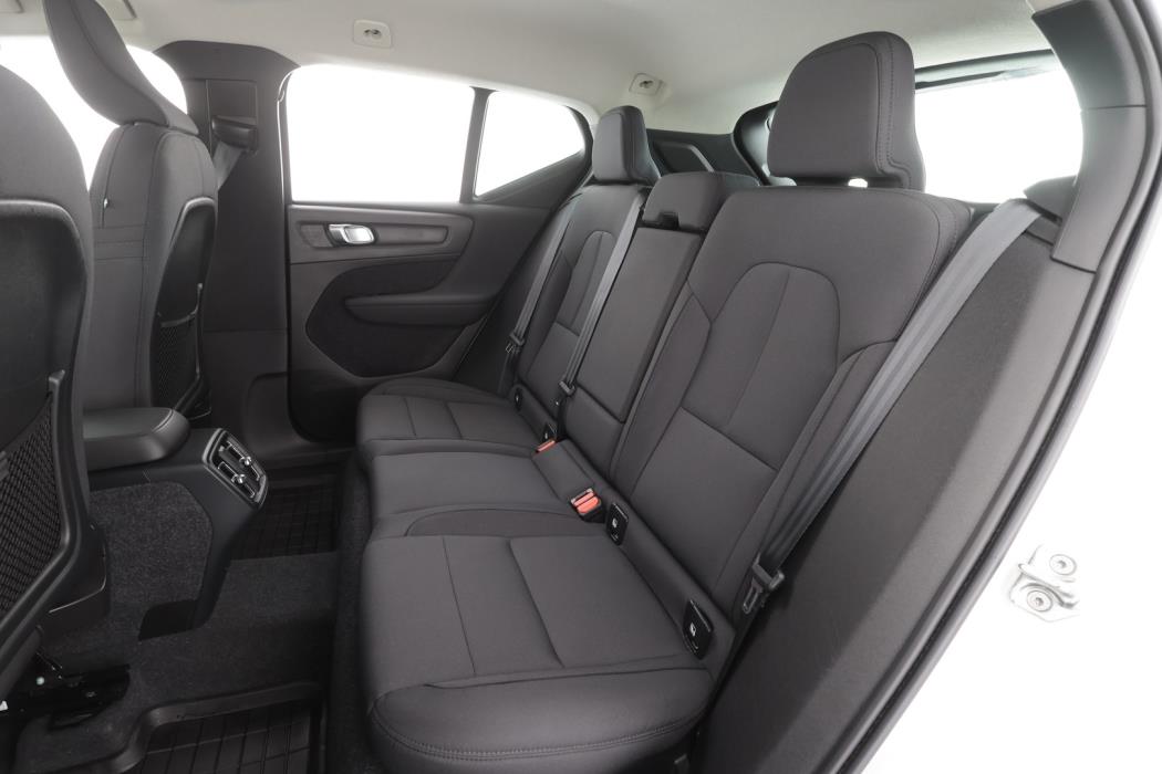 VOLVO XC40 2021