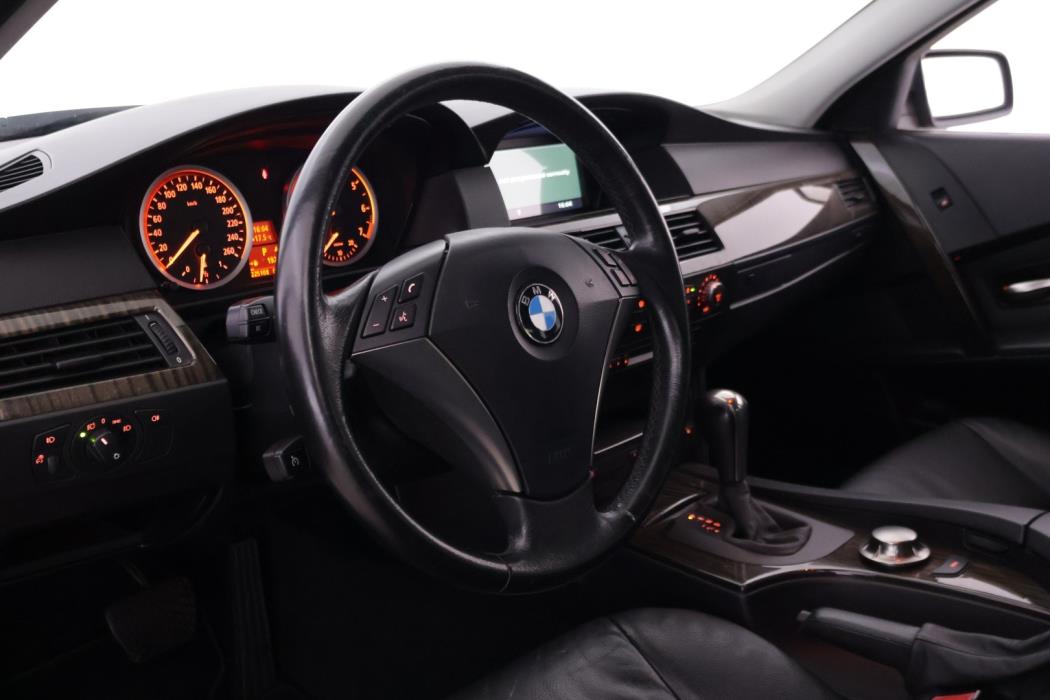 BMW 545 2005