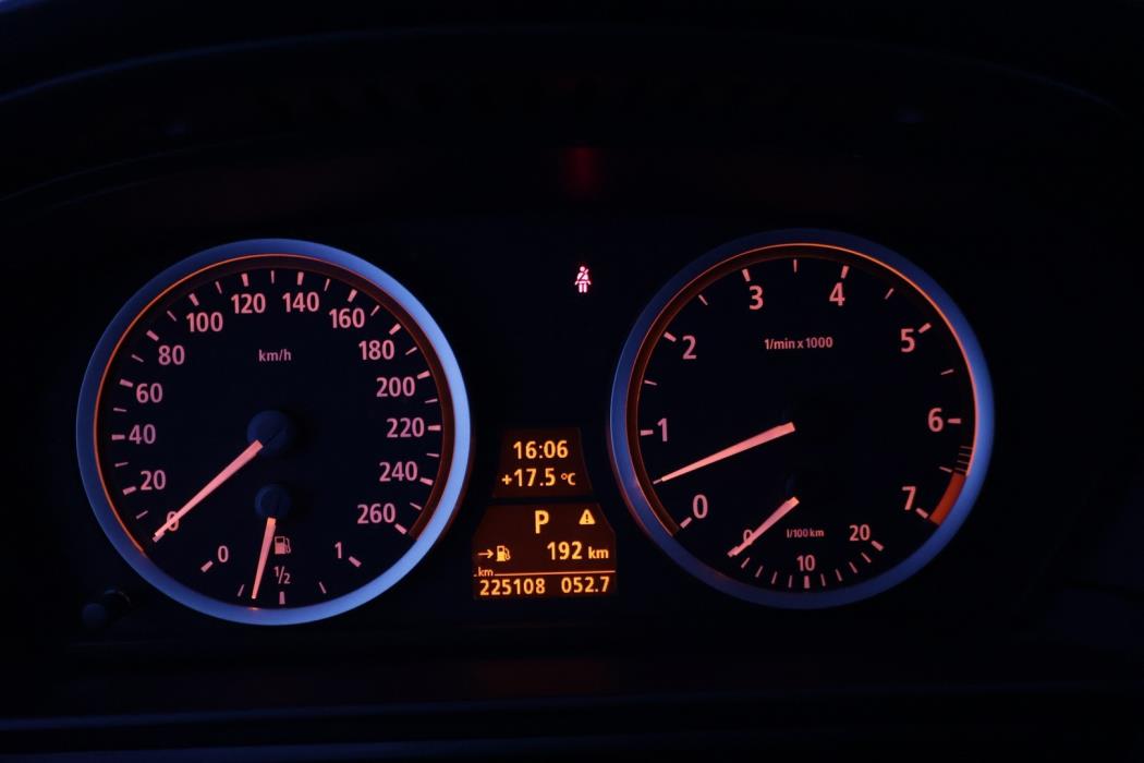 BMW 545 2005