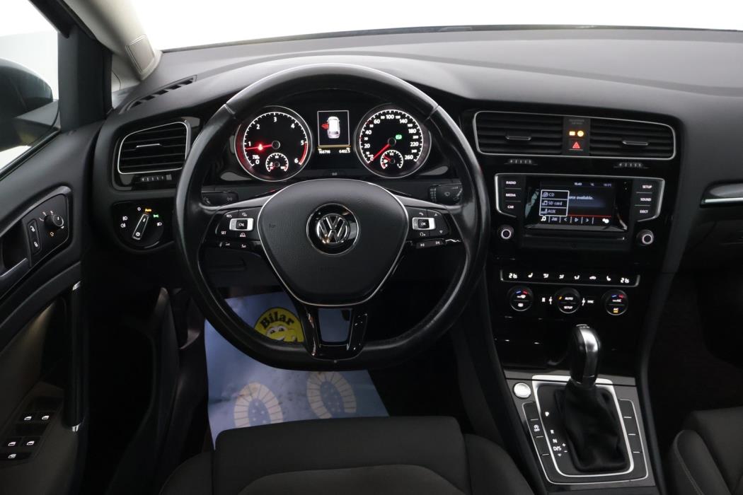 VOLKSWAGEN Golf 2014