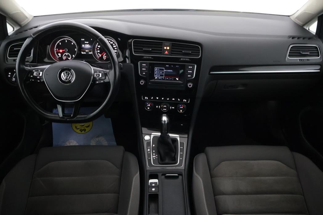 VOLKSWAGEN Golf 2014