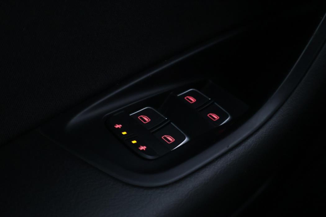 AUDI A6 2011