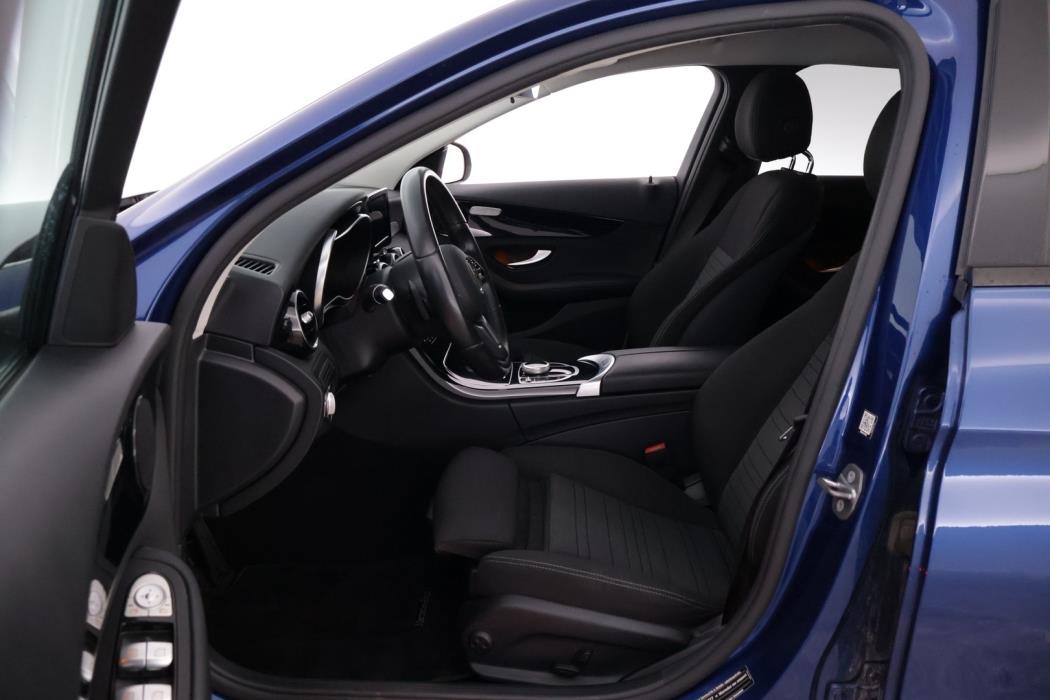 MERCEDES-BENZ C 2020