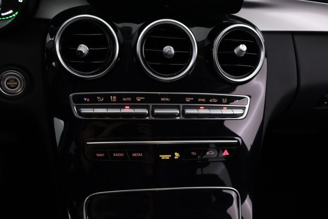 MERCEDES-BENZ C 2020