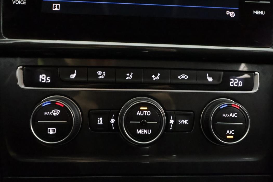 VOLKSWAGEN Golf 2020