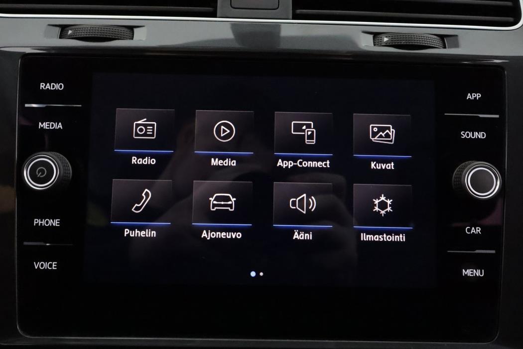 VOLKSWAGEN Golf 2020