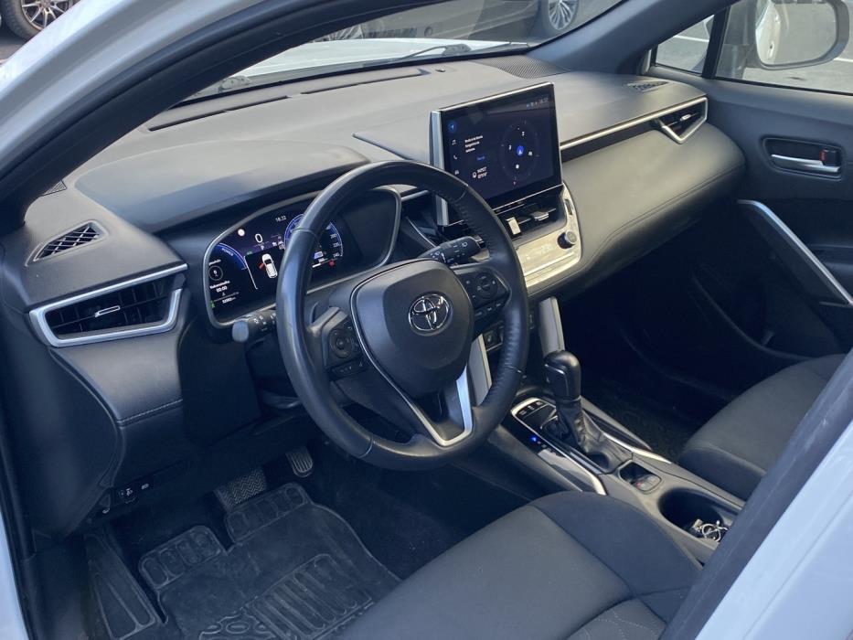 TOYOTA Corolla Cross 2023