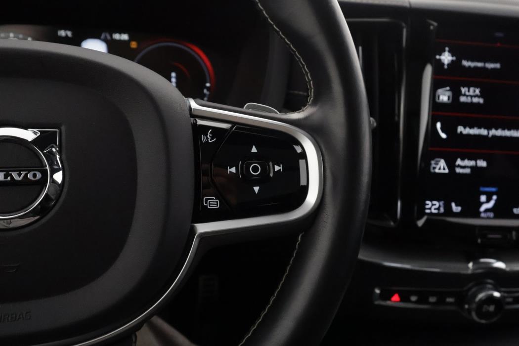 VOLVO XC60 2020