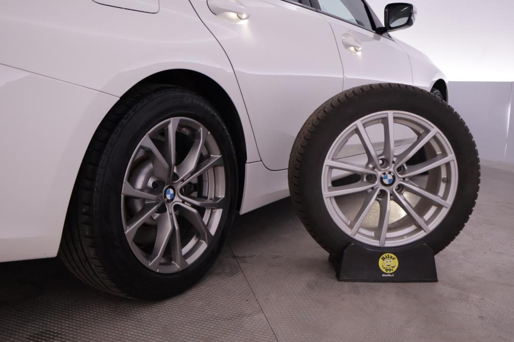 BMW 330E 2021