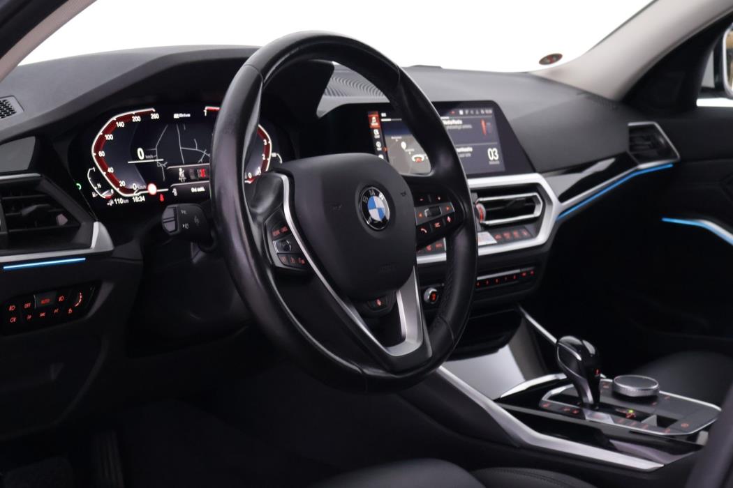 BMW 330E 2021