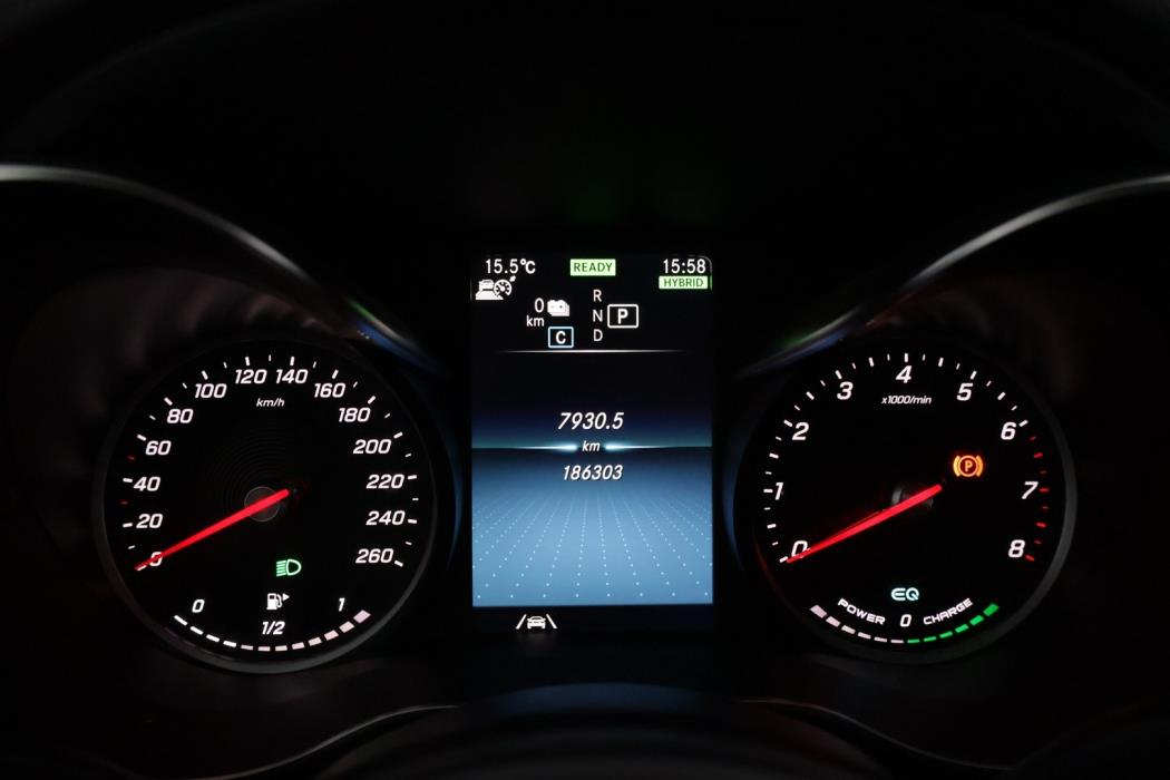 MERCEDES-BENZ C 2020