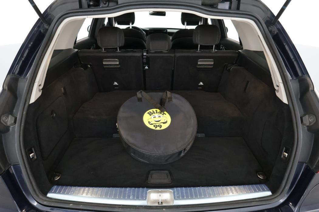 MERCEDES-BENZ C 2020