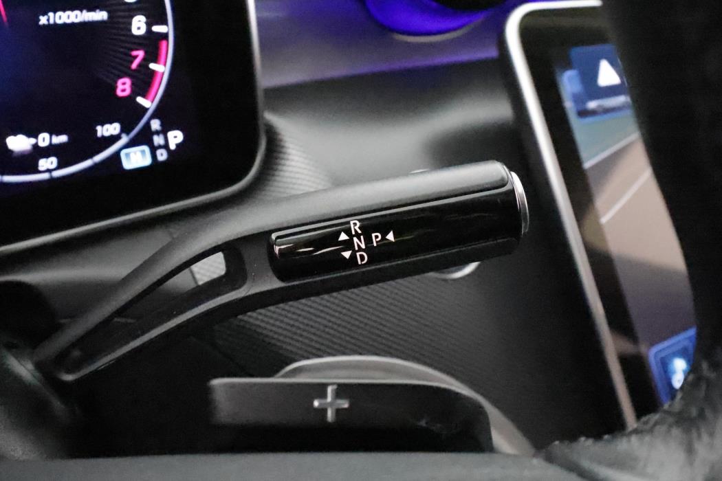 MERCEDES-BENZ C 2022