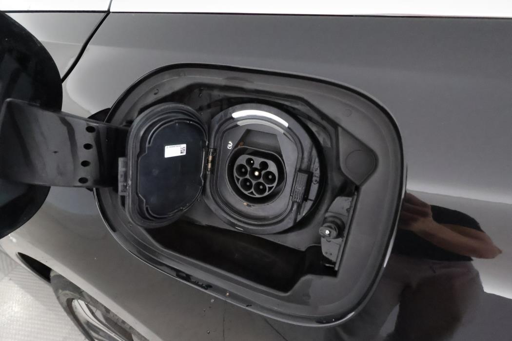 MERCEDES-BENZ C 2022