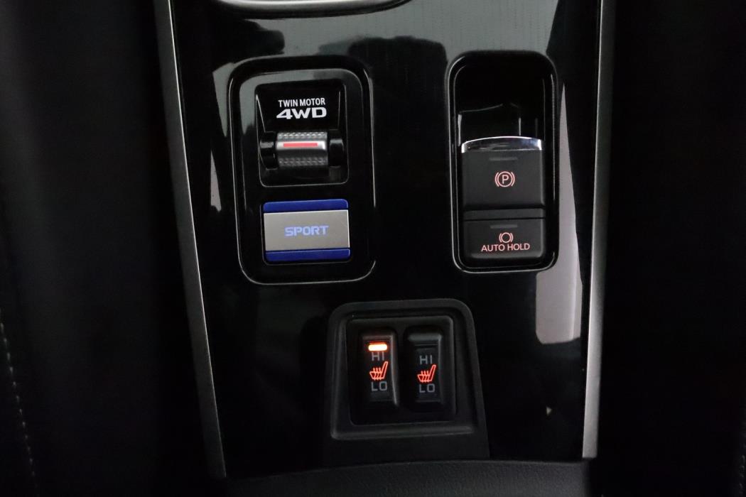 MITSUBISHI OUTLANDER PHEV 2020