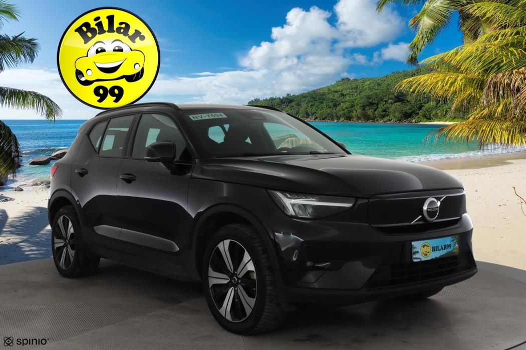 VOLVO XC40 2023