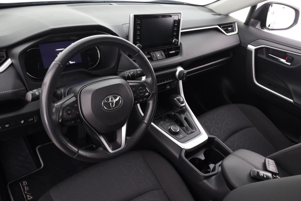 TOYOTA RAV4 2021
