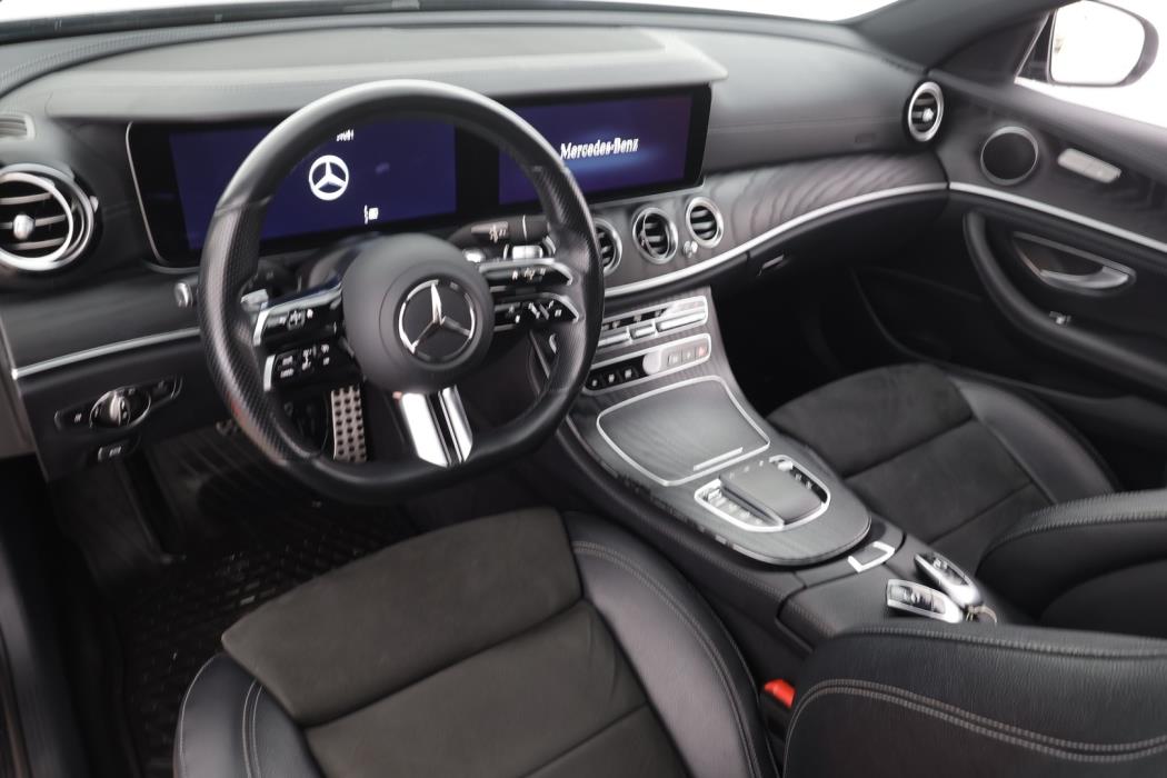 MERCEDES-BENZ E 2021