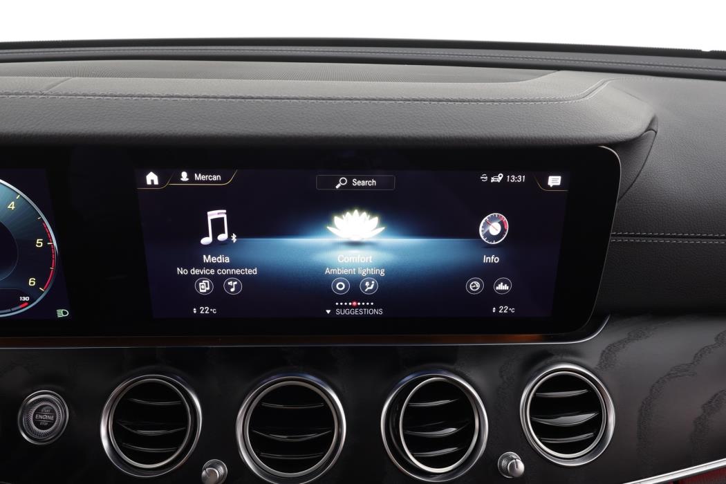 MERCEDES-BENZ E 2021