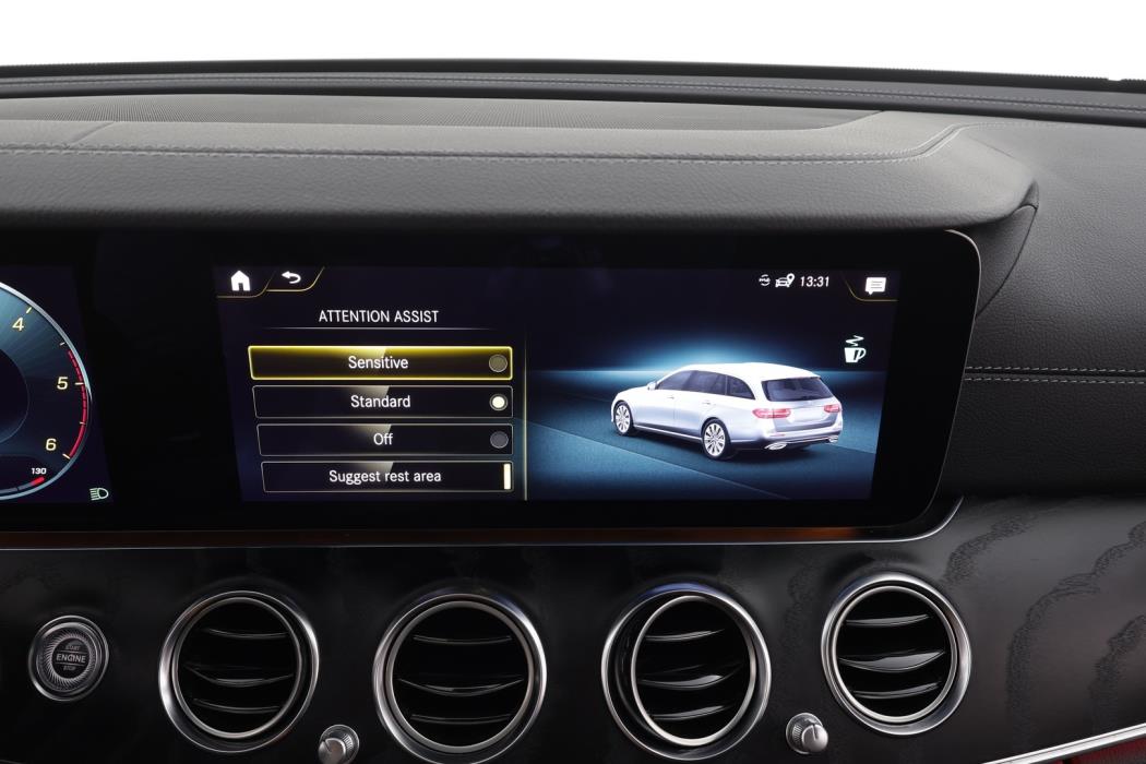 MERCEDES-BENZ E 2021