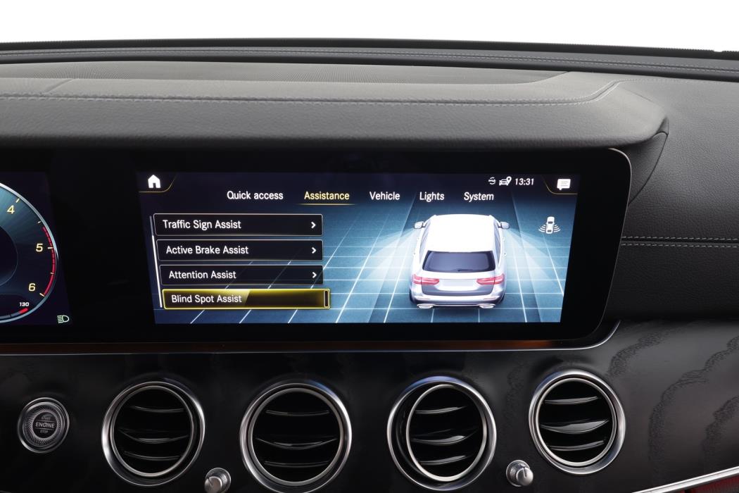 MERCEDES-BENZ E 2021