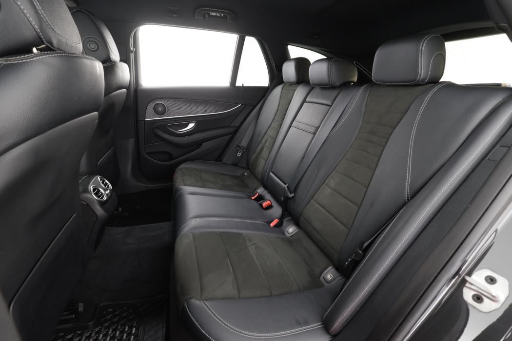 MERCEDES-BENZ E 2021