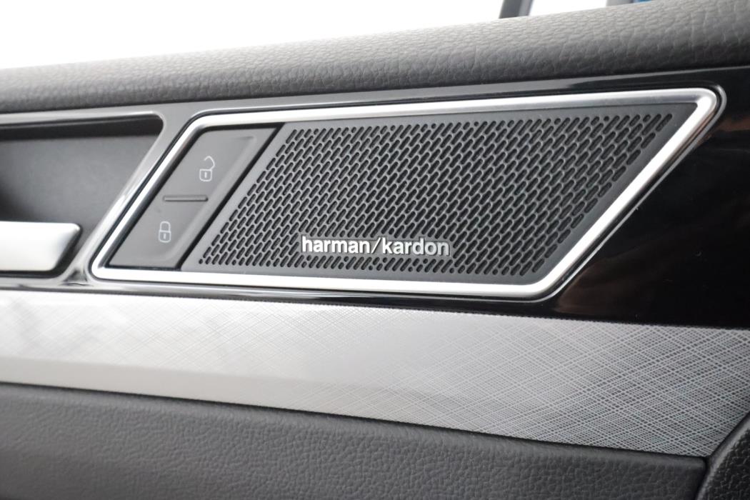 VOLKSWAGEN PASSAT 2023