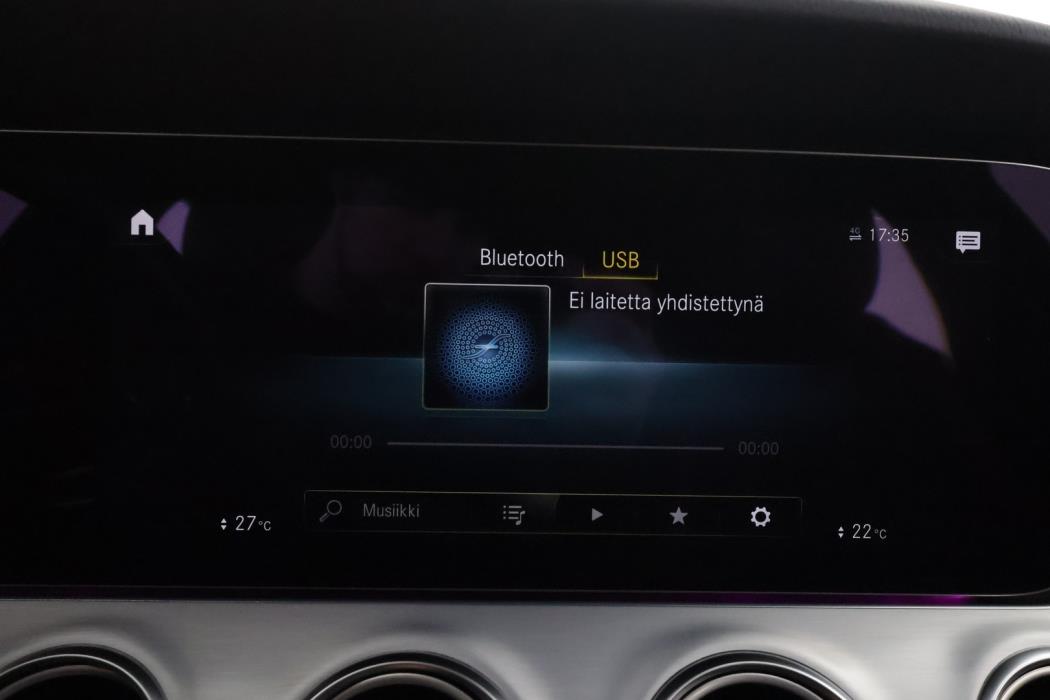 MERCEDES-BENZ E 2023