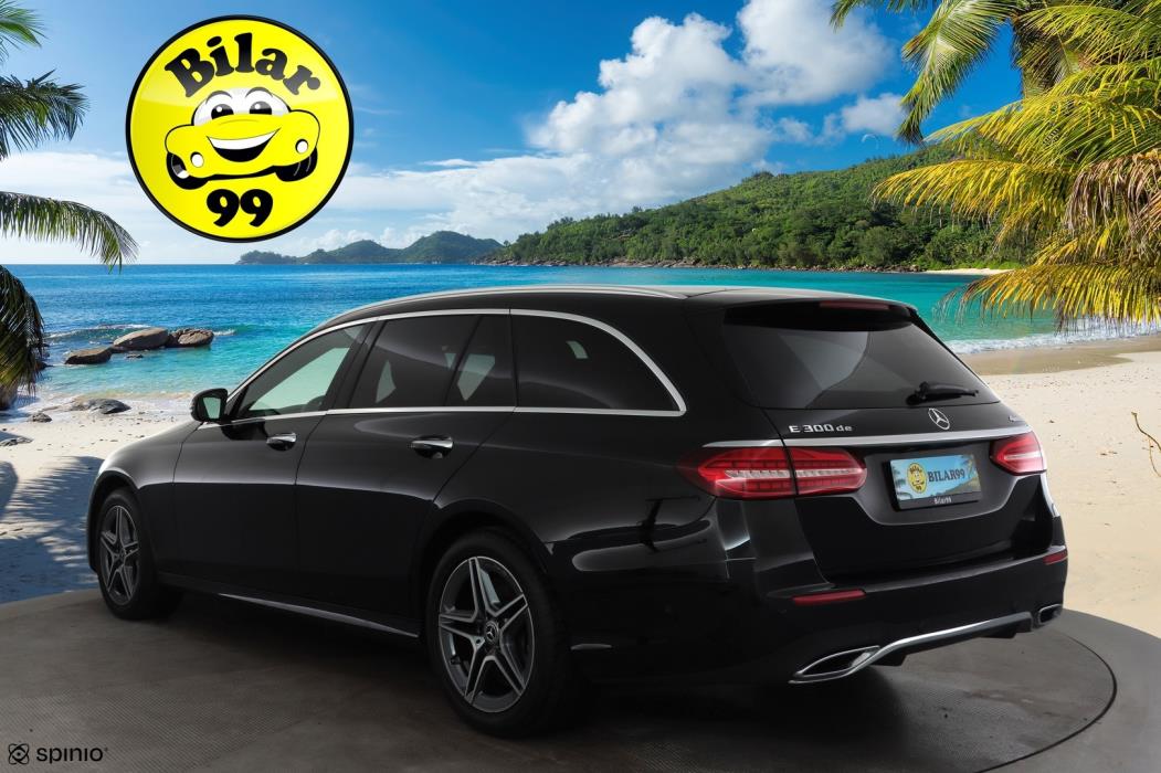 MERCEDES-BENZ E 2023