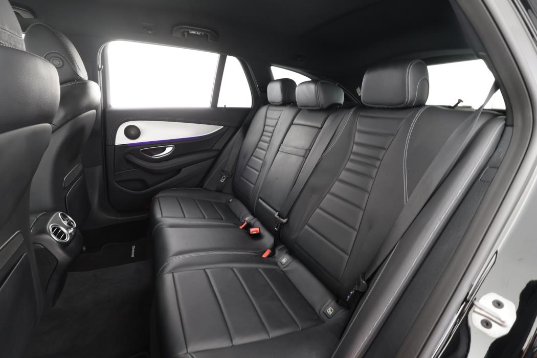 MERCEDES-BENZ E 2023