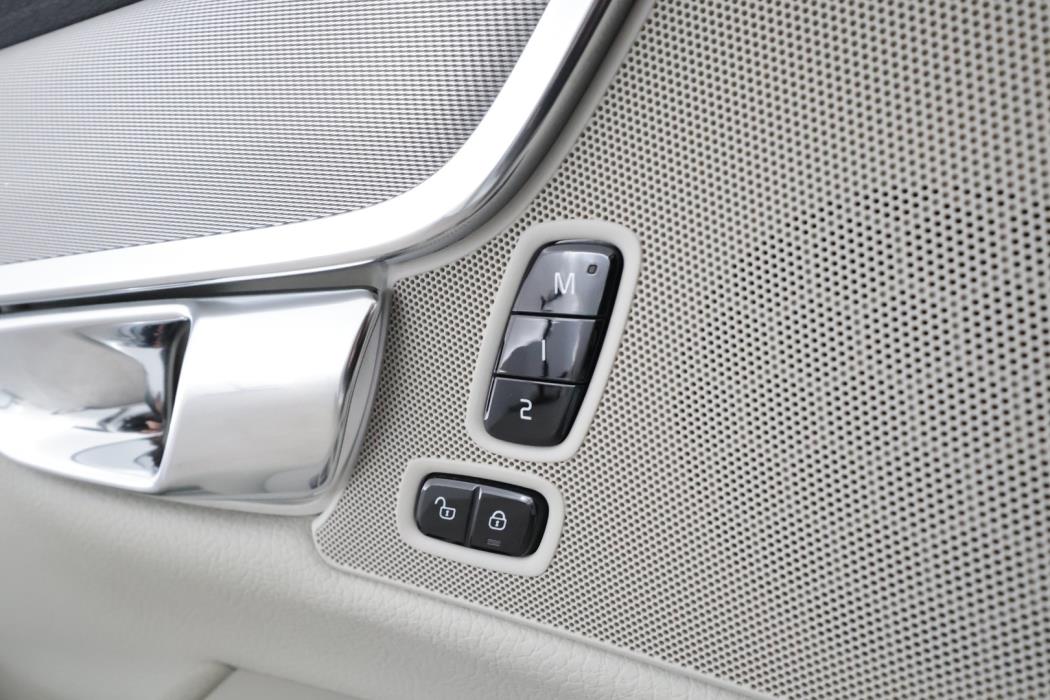 VOLVO V90 2017