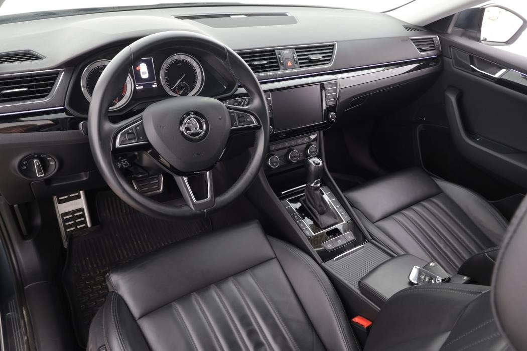 SKODA SUPERB 2017