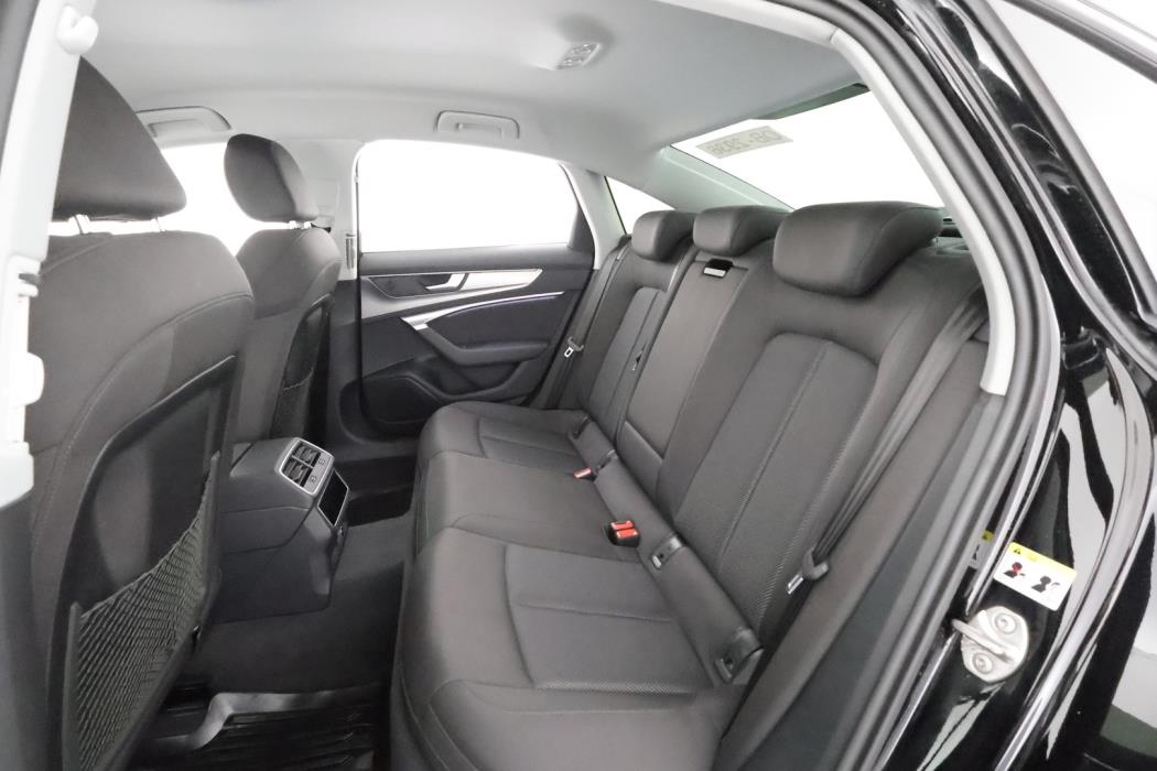 AUDI A6 2023