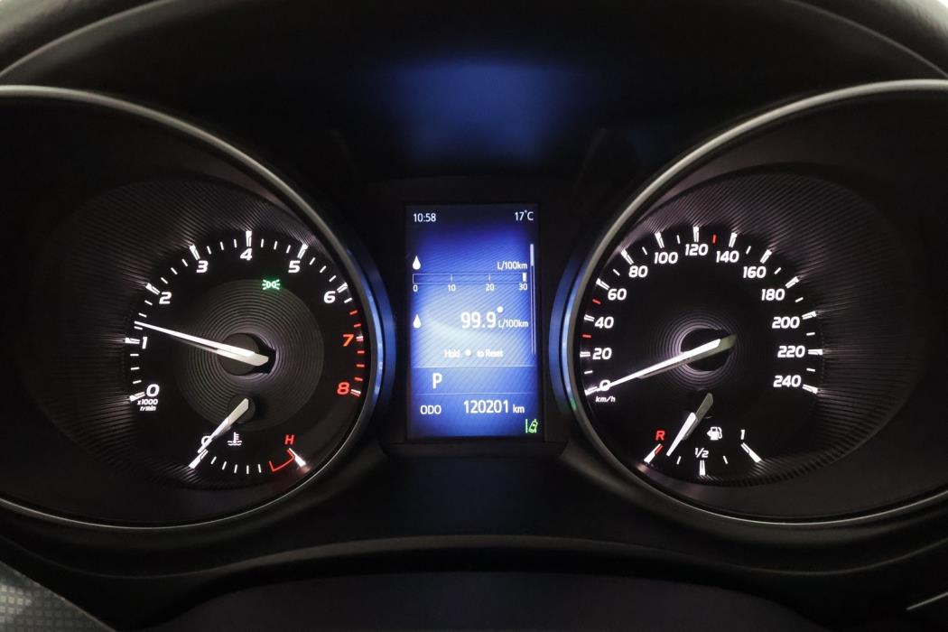 TOYOTA AVENSIS 2016