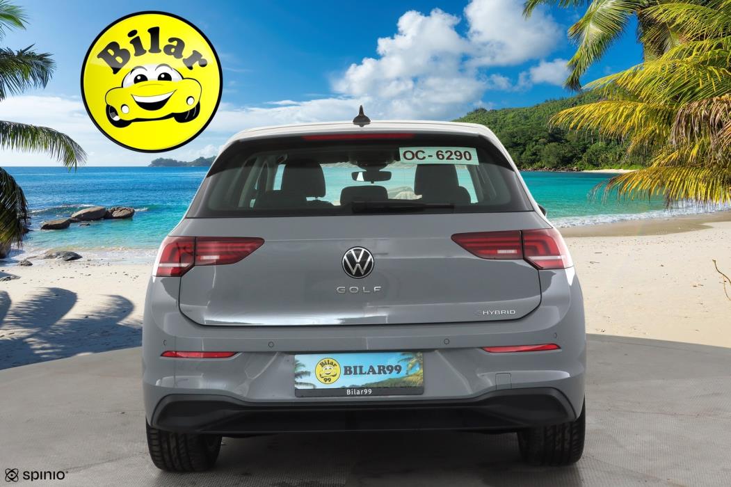 VOLKSWAGEN GOLF 2025