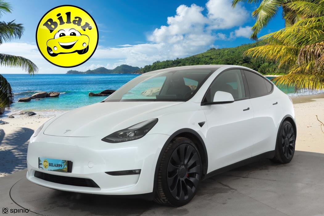 TESLA Model Y 2024