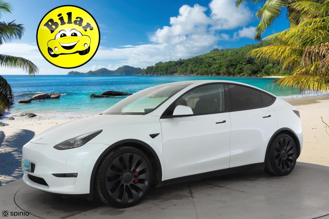TESLA Model Y 2024