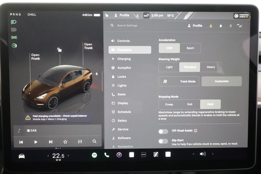 TESLA Model Y 2024
